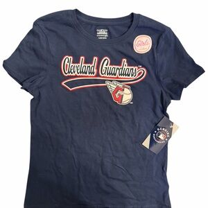 NWT Genuine Merchandise Girls
Large (10/12) Navy Cleveland
Guardians S/S Tee